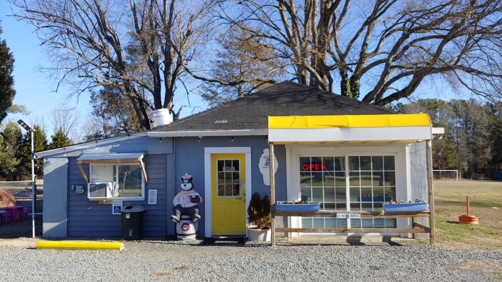 Outside front view of Doshier's