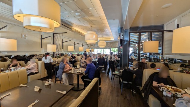 Mosaic Cuisine, inside view