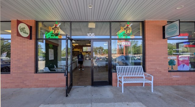 Sweet Finishes, outside view