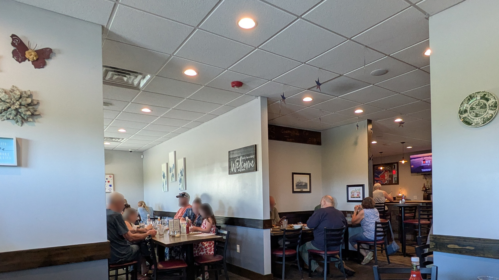 Stones Countryside Tavern, inside view