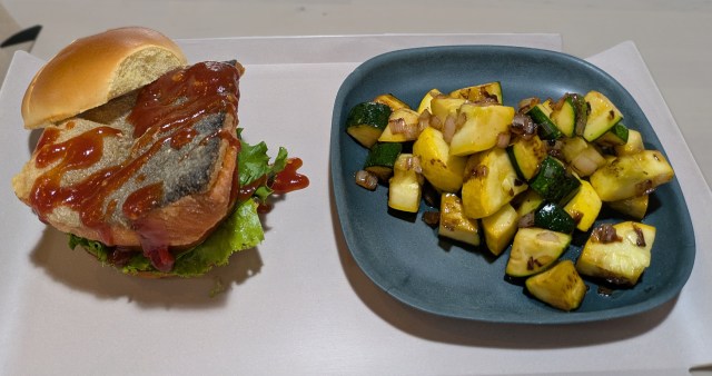Salmon sandwich